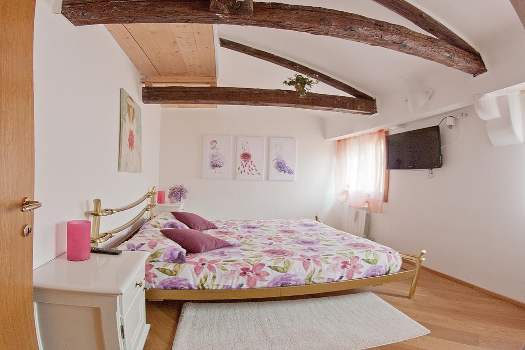 Appartamento Calle Dei Preti Venetië Buitenkant foto