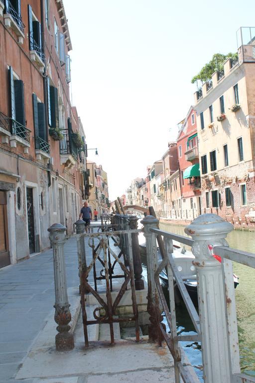 Appartamento Calle Dei Preti Venetië Buitenkant foto