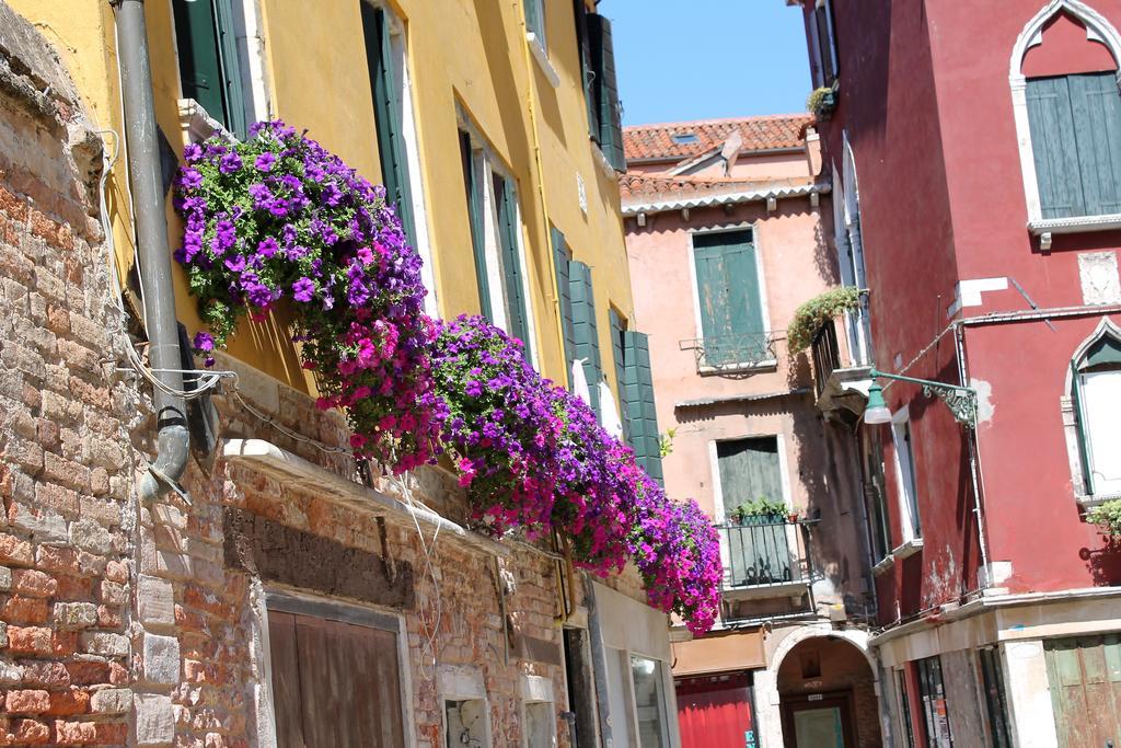 Appartamento Calle Dei Preti Venetië Buitenkant foto