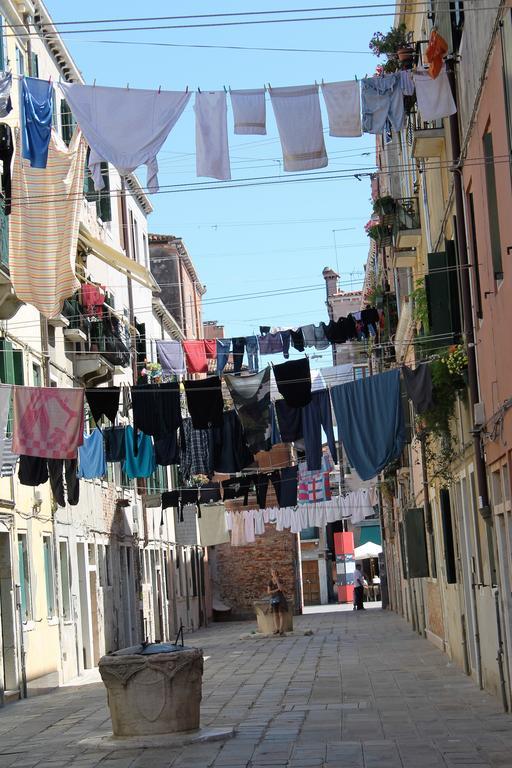 Appartamento Calle Dei Preti Venetië Buitenkant foto